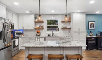 1203 SE Benton St, Bentonville, AR 72712