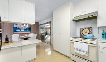 3483 Ala Hinalo St, Honolulu, HI 96818