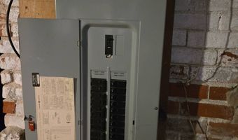 211 N. Main St, Alexis, IL 61412