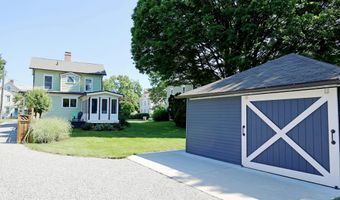 30 Elizabeth St, Bethel, CT 06801