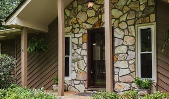 110 Pioneer Dr, Athens, GA 30605