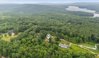 30 Cogliandro Dr, Acton, ME 04001