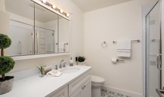 13775 SW SCHOLLS FERRY Rd 3, Beaverton, OR 97008