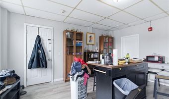 513 Washington St, Coventry, RI 02816