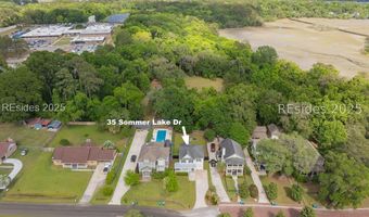 35 Sommer Lake Dr, Beaufort, SC 29902