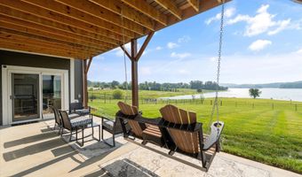 223 Masters Ln, Bean Station, TN 37708