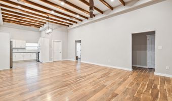 226 S First St, Benton, AR 72015