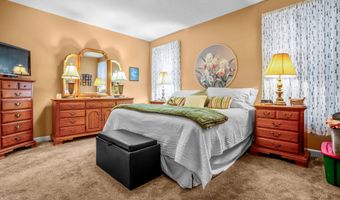 7680 Black Walnut Dr, Avon, IN 46123