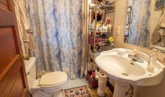 302 Vine St, Alton, MO 65606