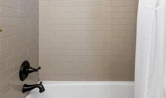 10 Muirfield Dr, Arden, NC 28704