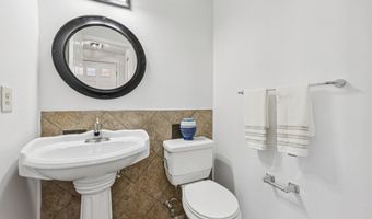 43494 POSTRAIL Sq, Ashburn, VA 20147