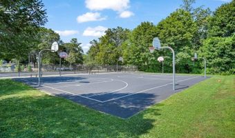 134 Birch Rd, Alloway, NJ 07422