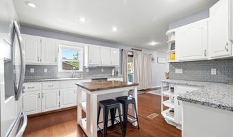615 E Prairie Ln, Ash Grove, MO 65604