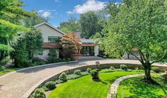 34 Warren Ln, Alpine, NJ 07620