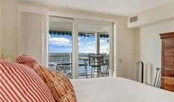 31 Coddinton Wharf 8, Newport, RI 02840