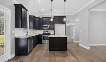 689 Lucy Ln, Alexander, AR 72002