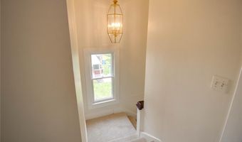 205 E 12th St, Alton, IL 62002