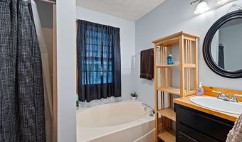 215 Erwin Rd, Adairsville, GA 30103