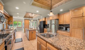 79 Apple Blossom Rd, Barre, VT 05641