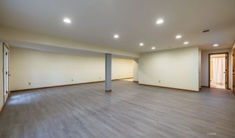 8850 Lavelle Rd, Athens, OH 45701