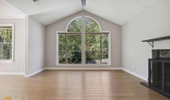1007 Sandy Lane Dr, Alpharetta, GA 30022