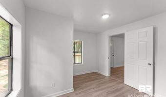 15616 Dogwood Rd, Bay Minette, AL 36507