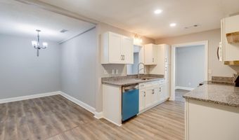 16201 Cervantes Ct, Biloxi, MS 39532
