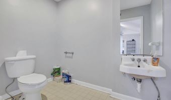 1214 King St, Beaufort, SC 29902