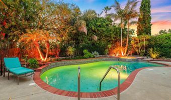 7027 Alicante Rd, Carlsbad, CA 92009