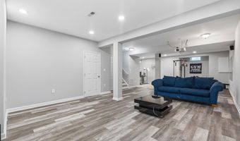 43612 DUNHILL CUP Sq, Ashburn, VA 20147