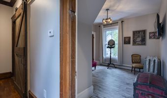 84 Cedar St St, Bangor, ME 04401