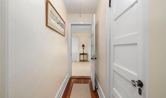 63 Longfellow Rd, Jamestown, RI 02835