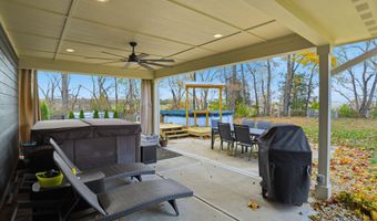 6820 W Rd 150 N, Bargersville, IN 46106