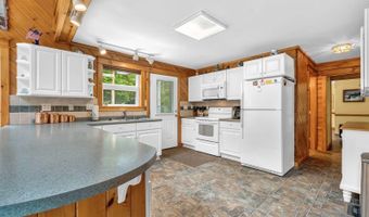 30 Beaver Bog Ln, Abbot, ME 04406