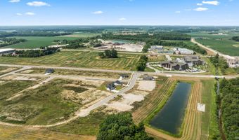1700 Badger Ln, Auburn, IN 46706