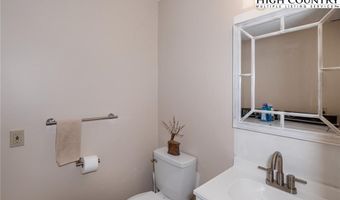165 Collier Ln, Banner Elk, NC 28604