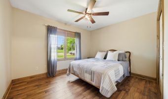 1210 E Rolling Hills Dr, Augusta, KS 67010