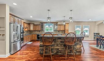 175 Tracie Dr, Altavista, VA 24517