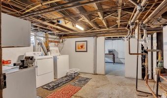 22-24 Kreisel Ter, Amsterdam, NY 12010