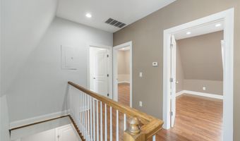 829 AVENUE C, Bayonne, NJ 07002