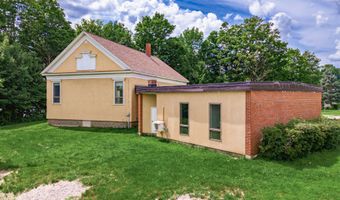 2 Howard St, Augusta, ME 04330