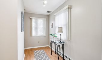 15 5th Ave, Avenel, NJ 07001