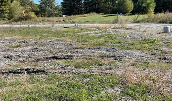 105 Fieldstone Dr, Augusta, ME 04330