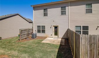 544 Oakside Pl, Acworth, GA 30102