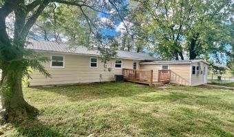 720 N Elliott, Aurora, MO 65605