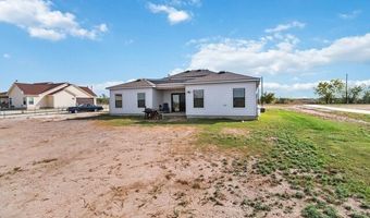 9723 Crow Ln, Adkins, TX 78101