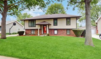 512 12th Ave NW, Altoona, IA 50009