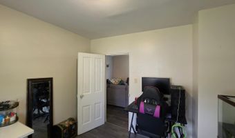 210 W Montford Ave, Ada, OH 45810