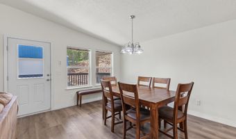 318 Meadowland Dr, Blanchard, ID 83804