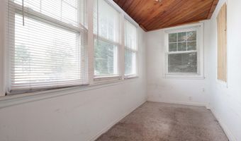 23 Mathiasen Pl, Aberdeen, NJ 07747